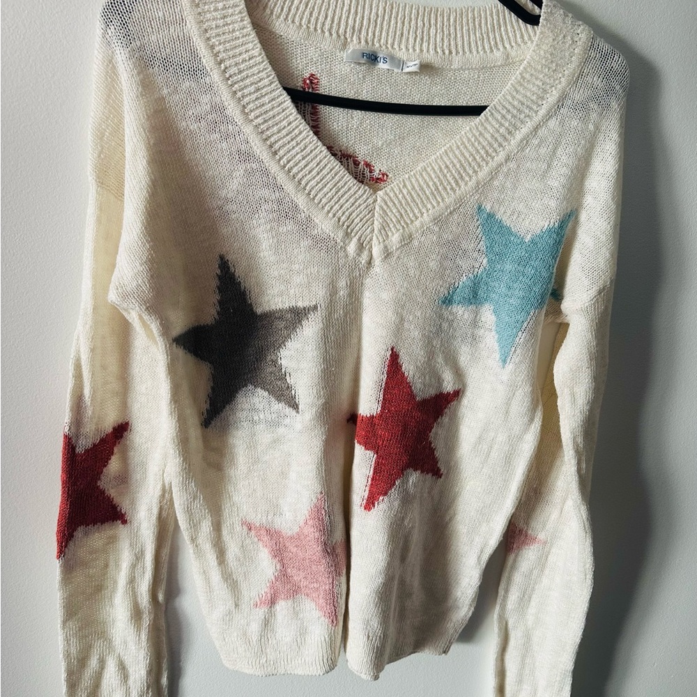 Star Patterned V-Neck Sweater